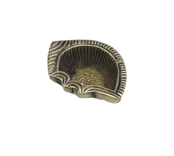 Unique Designer Brass Antique Ohm Shanku Diya