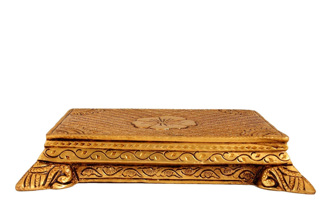 Brass Peetam/stand, Medium, Golden