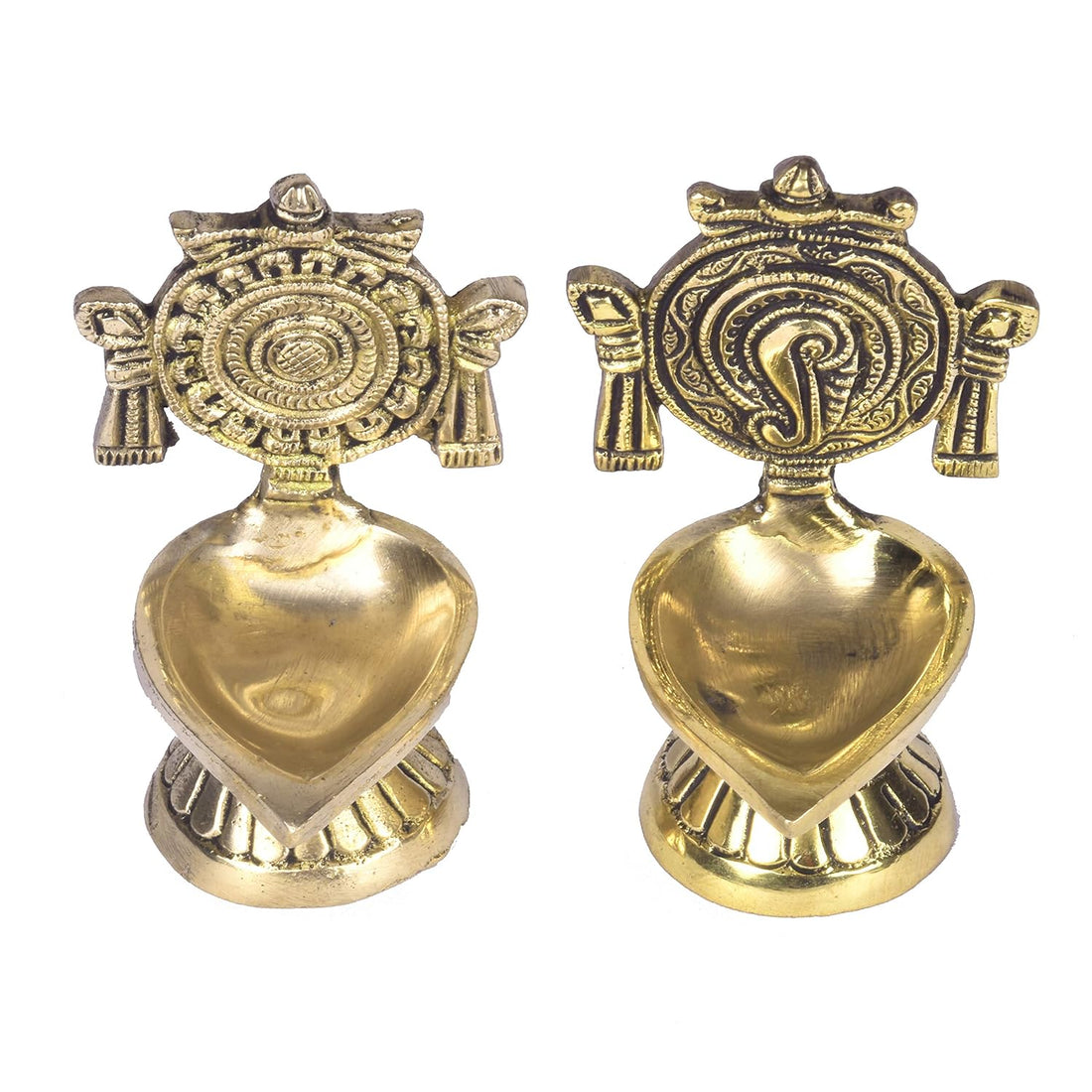 Brass shanku Chakra Table Diya