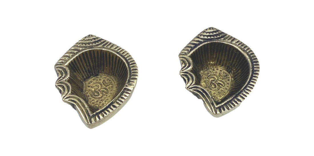 Unique Designer Brass Antique Ohm Shanku Diya