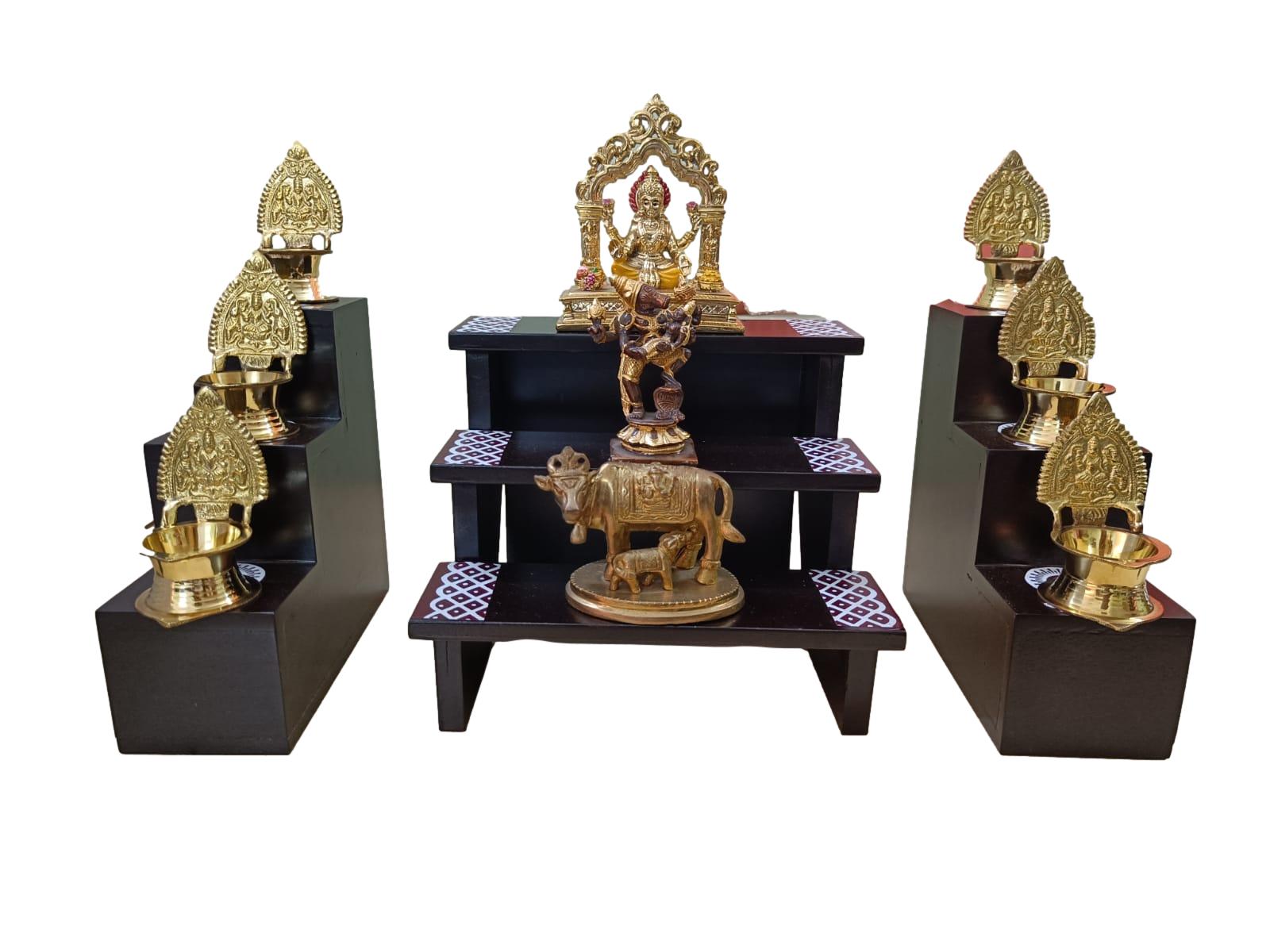 Wooden 3 step with lamp stand pair
