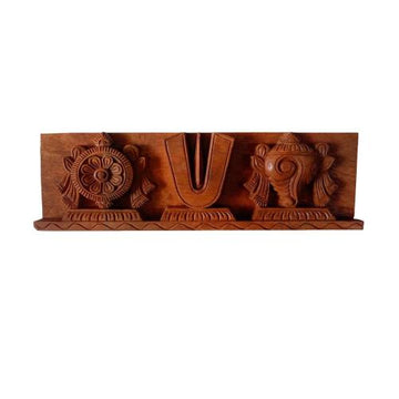 Wooden Vadakalai Tiruman Wall Hanging